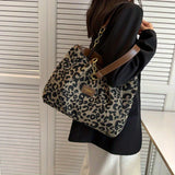 Leoparden - Tasche mit Wildleder-Muster