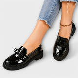 Damen Mokassins in Schwarz aus Lackleder mit Schleife