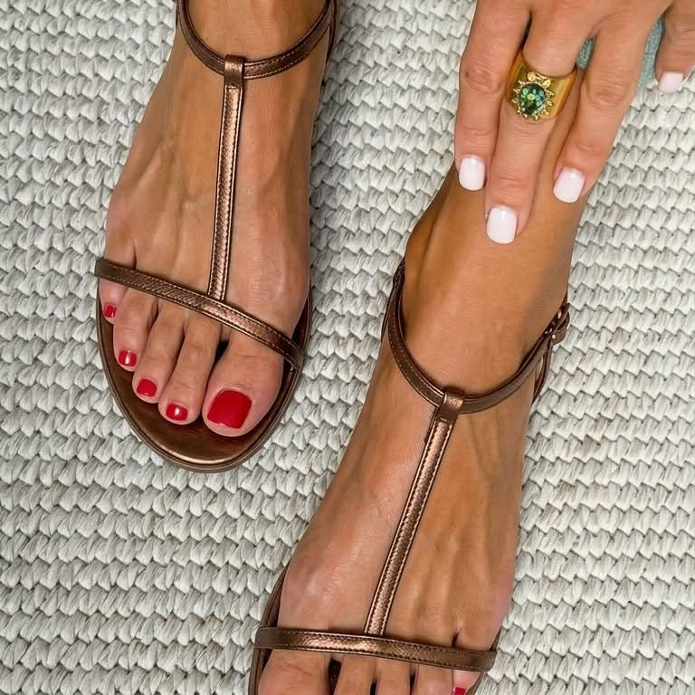 Rosalba | Sandalias Doradas Primavera