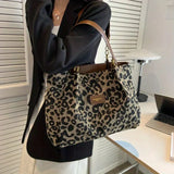 Leoparden - Tasche mit Wildleder-Muster