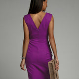 Fresia | Vestido ajustado para mujeres con escote en V y abertura