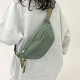 Petra | Bolso de mano de suave terciopelo