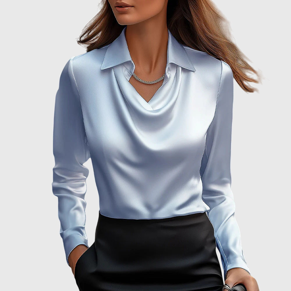 Sylvie | Blusa Lujosa y Brillante con Escote Plisado