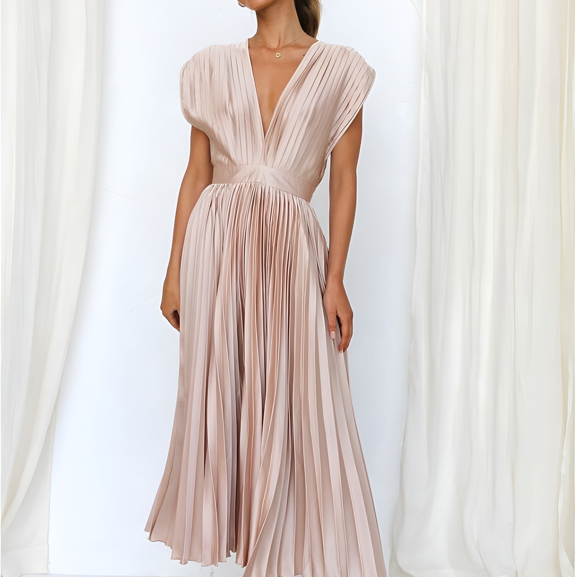Selina | Ärmelloses Kleid mit Falten und Reißverschluss