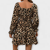 Vestido Elegante con Estampado de Leopardo