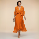 Monica – Vestido de chiffon con escote en V