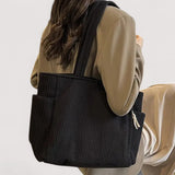 Olívia - Samt Schultertasche