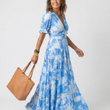 Juliette | Midikleid mit Blumen, kurzen Ärmeln und V-Ausschnitt
