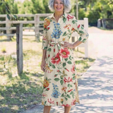 Charlotte | Midi-Kleid mit Blumen und kurzen Ärmeln mit Knöpfen