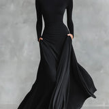 Adele - Moderna duga haljina od crnog krepa sa brošem i nabranim detaljima