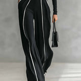 Solana - Set sa Visokim Ovratnikom sa Dugim Rukavima i Širim Pantalonama sa Pojasom