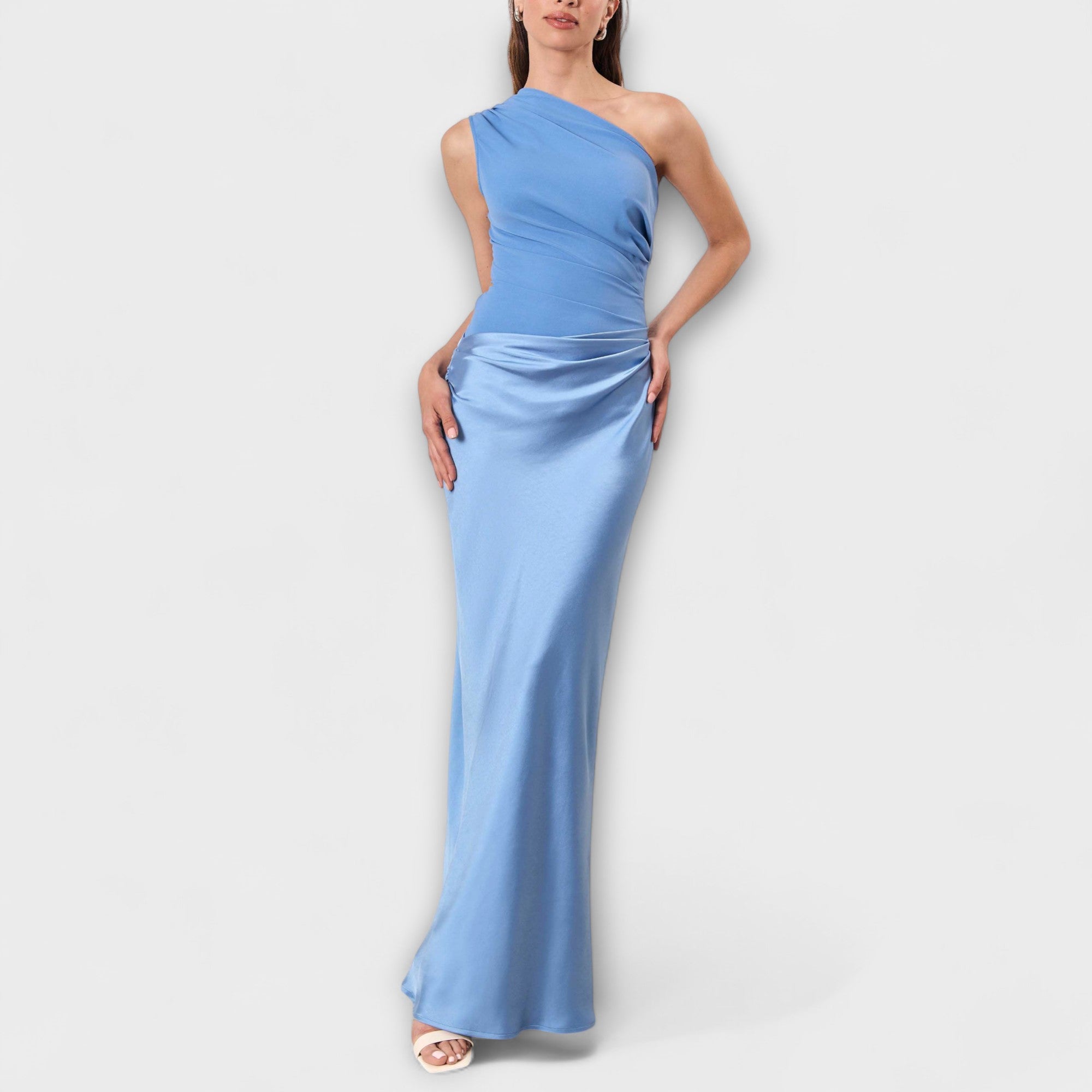 Elegante Vestido Maxi Plisado con un Hombro