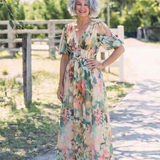 Audrey | Midi-Kleid mit kurzen Ärmeln und geraffter Taille