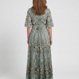 Élodie | Maxikleid mit V-Ausschnitt und Stickerei